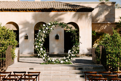 Taylor + Cameron's Elegant White Wedding